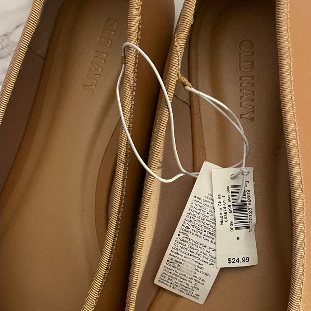 Old Navy NWT Camel/Tan Bow Ballet faux leather Flats - Picture 2 of 7